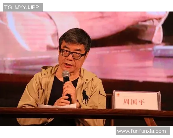 重庆羽毛球队在世锦赛上的拼搏历程与荣耀时刻全景回顾